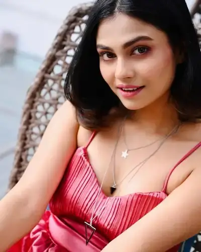 Escort Service Pratapgarh